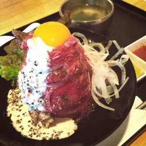 ローストビーフ丼