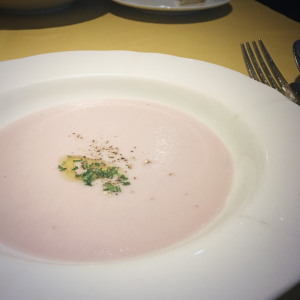 紫芋の冷製スープ